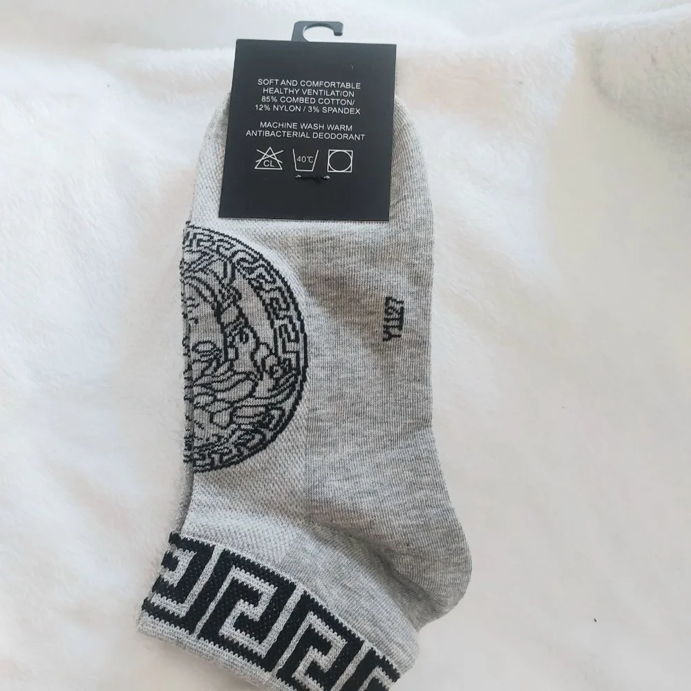 Women's Gray ankle Socks with Black accents. Women size 7-9.5
